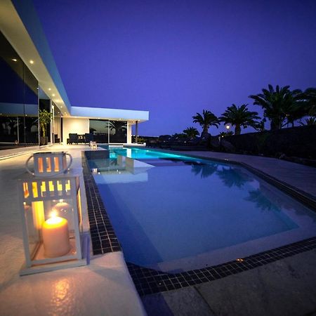 Valhalla Villa Playa Blanca  Eksteriør billede