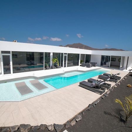 Valhalla Villa Playa Blanca  Eksteriør billede