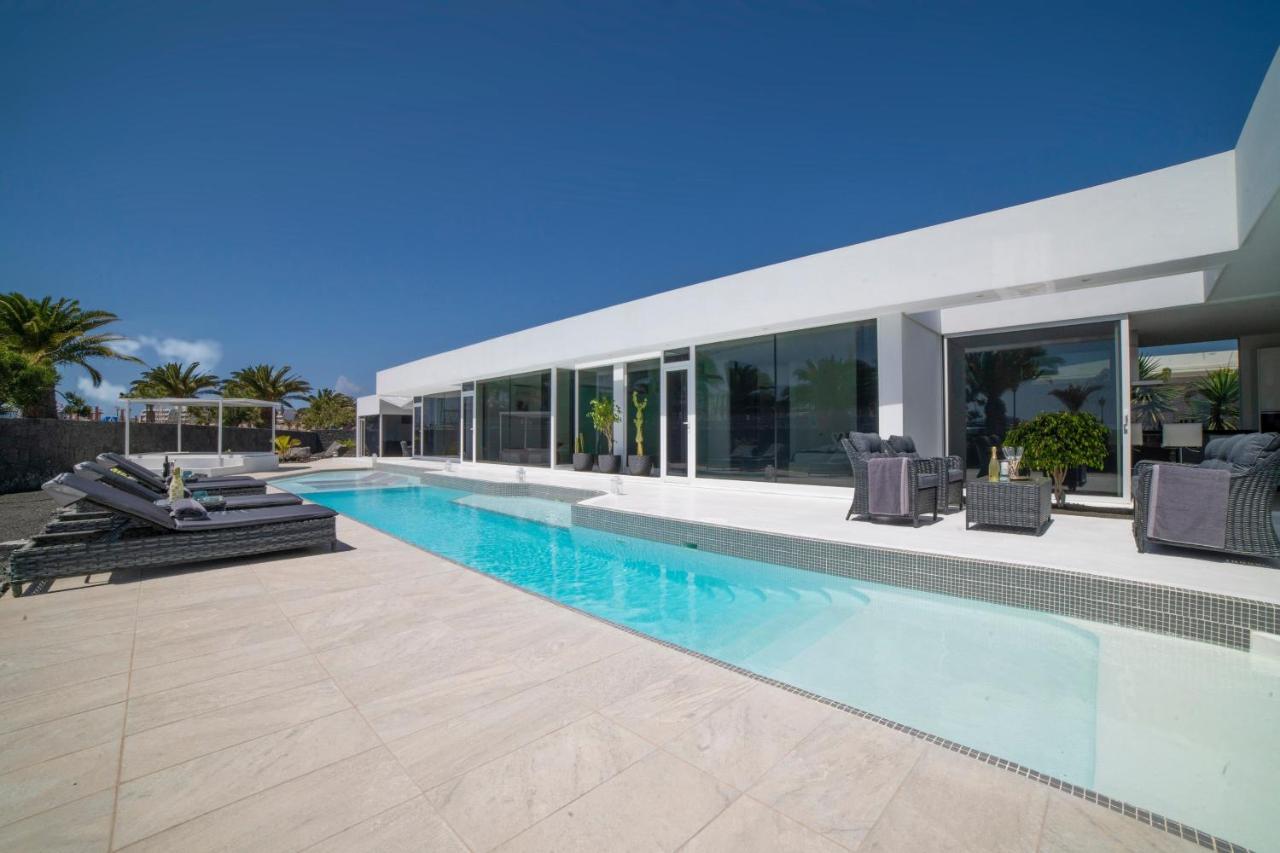 Valhalla Villa Playa Blanca  Eksteriør billede