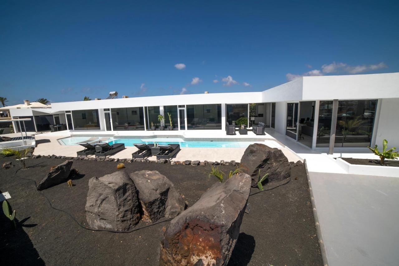 Valhalla Villa Playa Blanca  Eksteriør billede