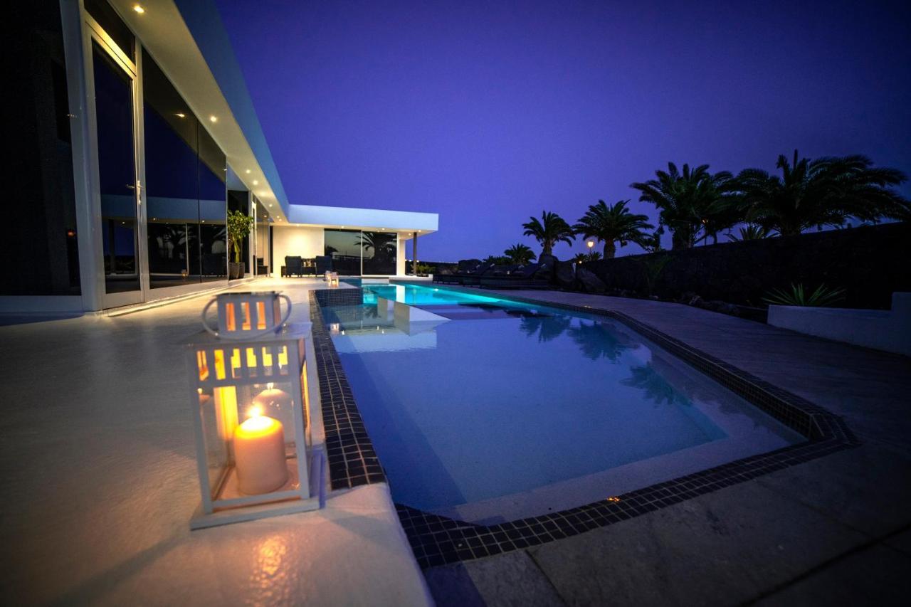 Valhalla Villa Playa Blanca  Eksteriør billede