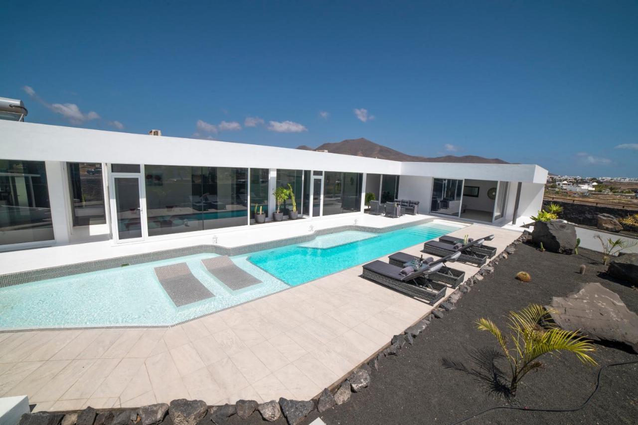 Valhalla Villa Playa Blanca  Eksteriør billede